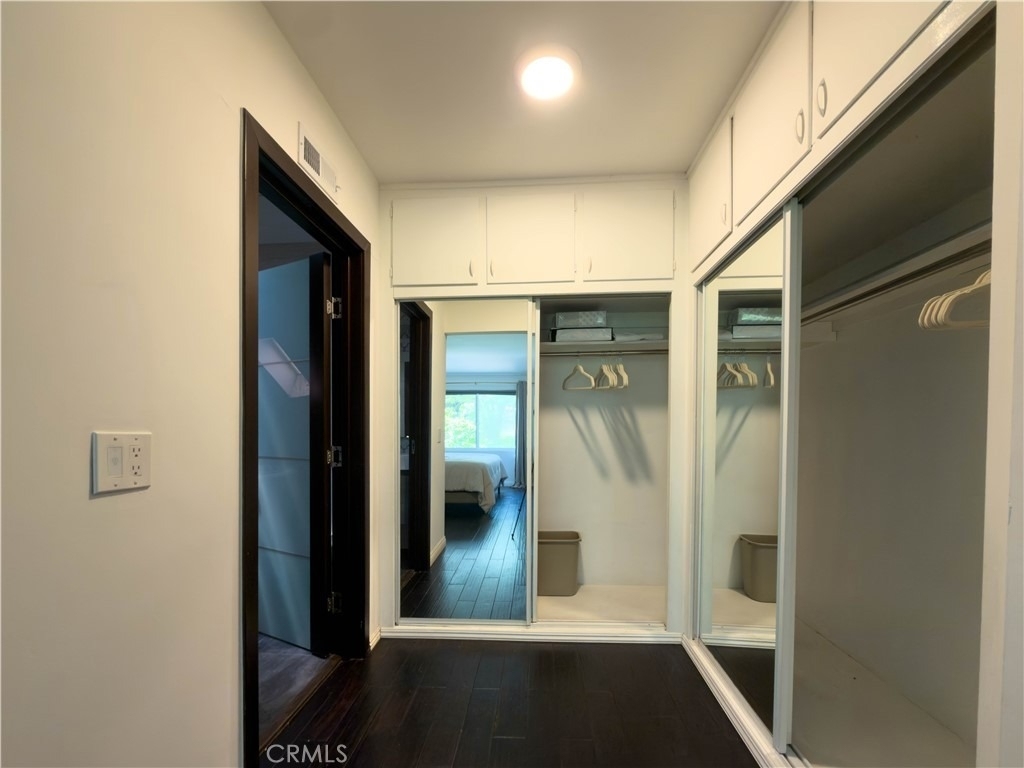 5836 Winnetka Avenue - Photo 21
