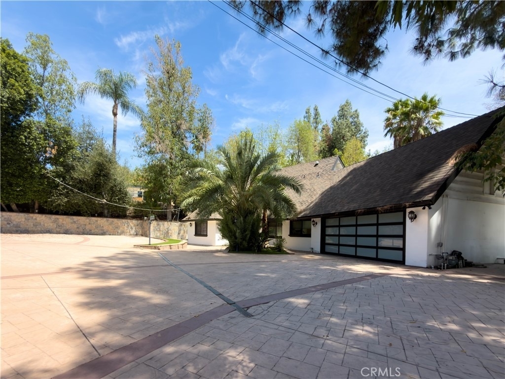 5836 Winnetka Avenue - Photo 1