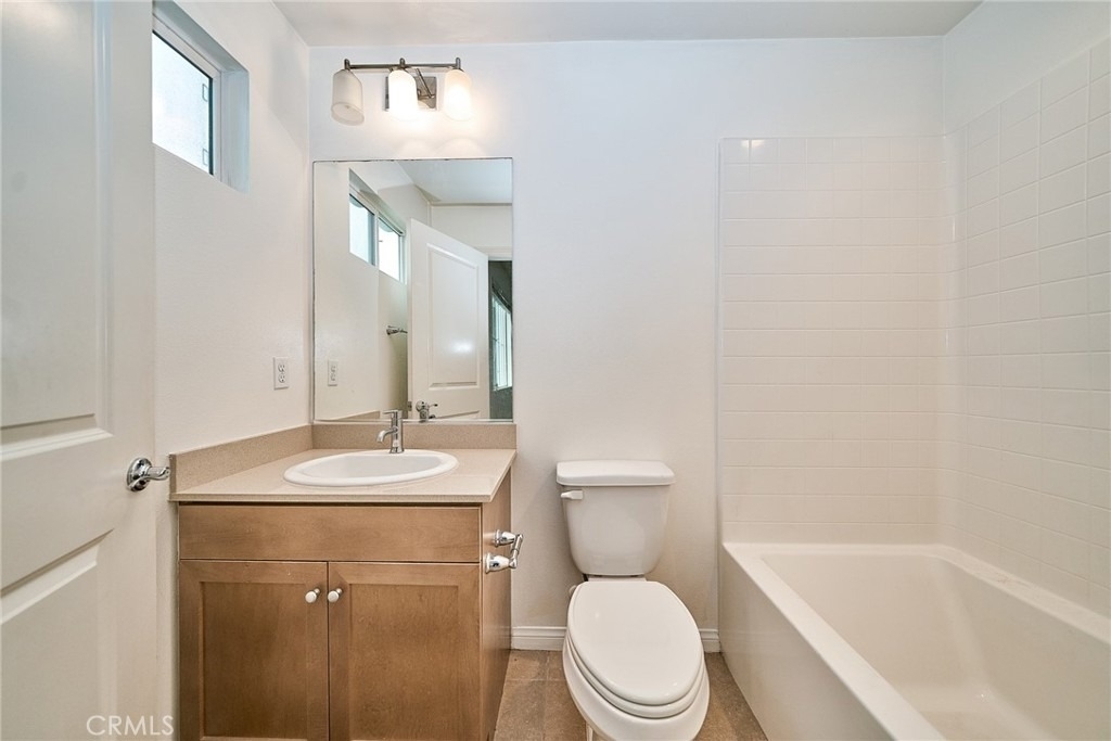 853 E Hollyvale - Photo 37