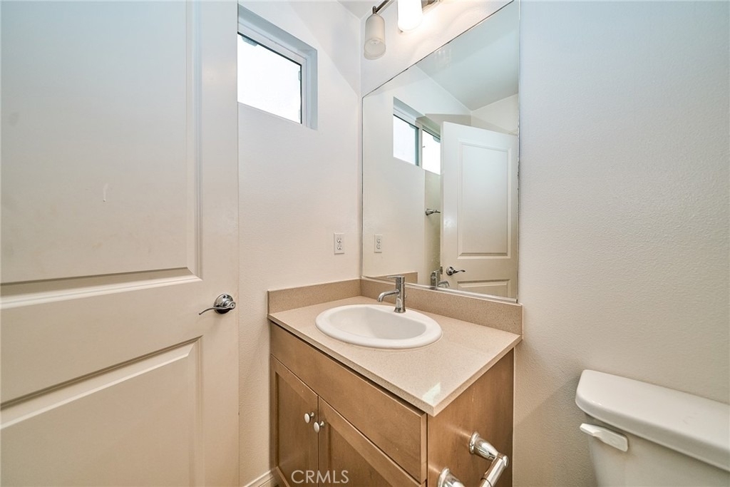 853 E Hollyvale - Photo 33