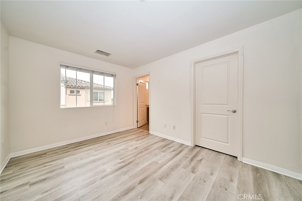 853 E Hollyvale - Photo 32
