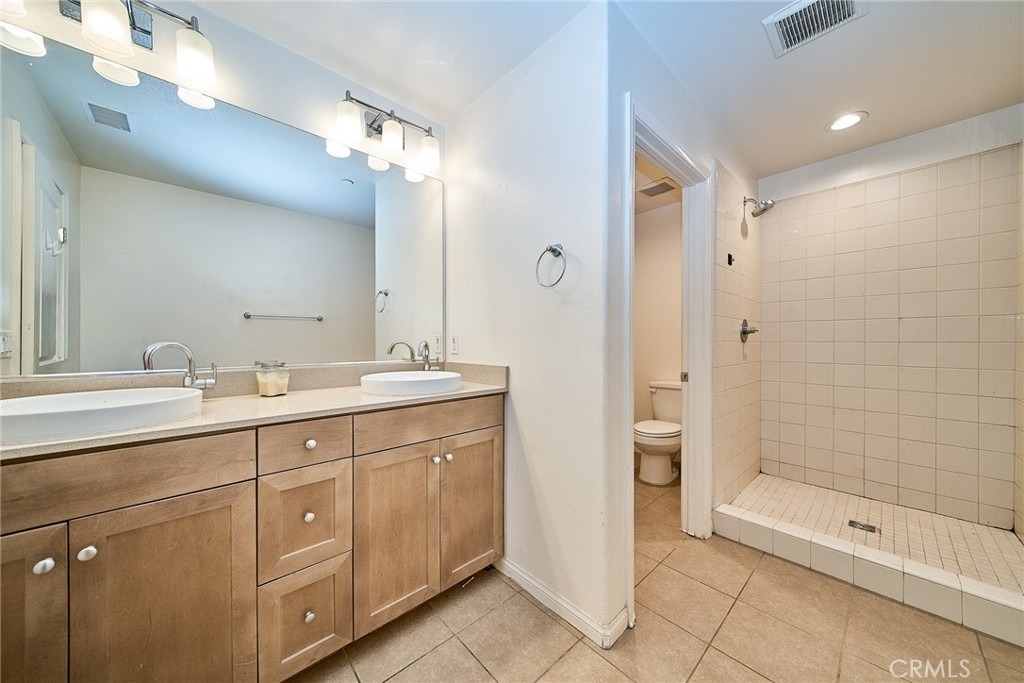 853 E Hollyvale - Photo 36