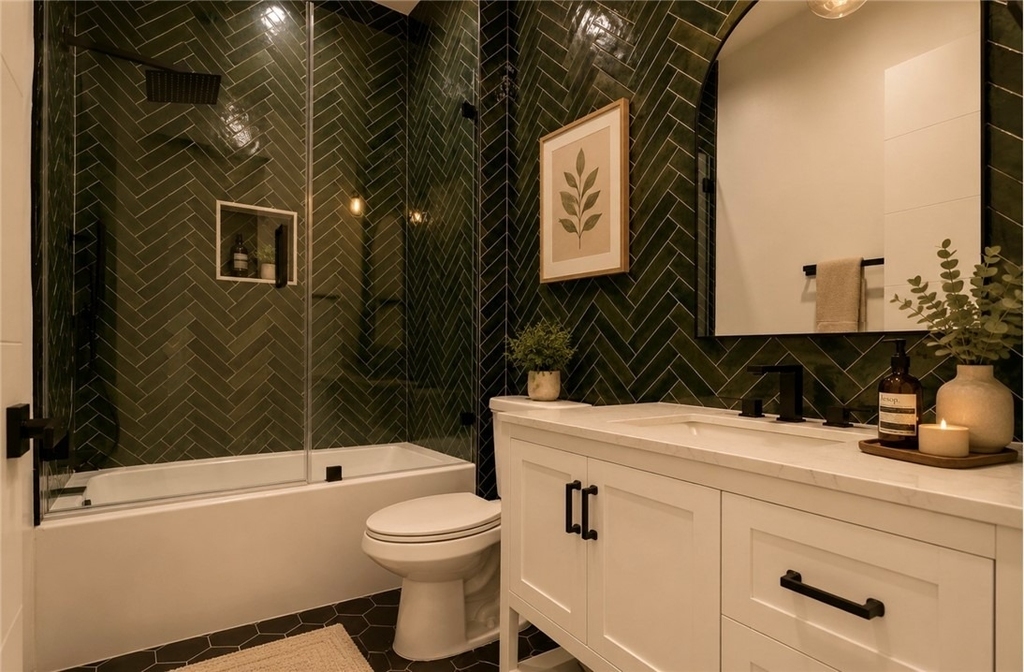 1807 Beloit Avenue - Photo 5
