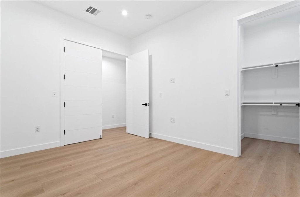 1807 Beloit Avenue - Photo 21