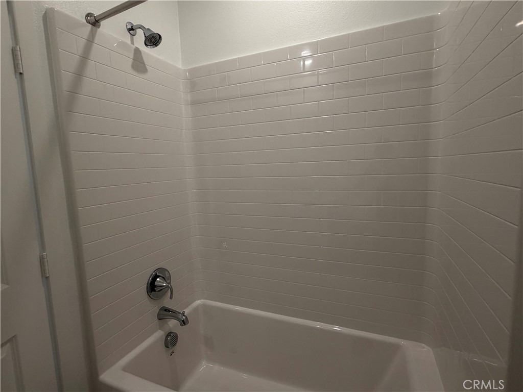 1485 Snowberry Place - Photo 11
