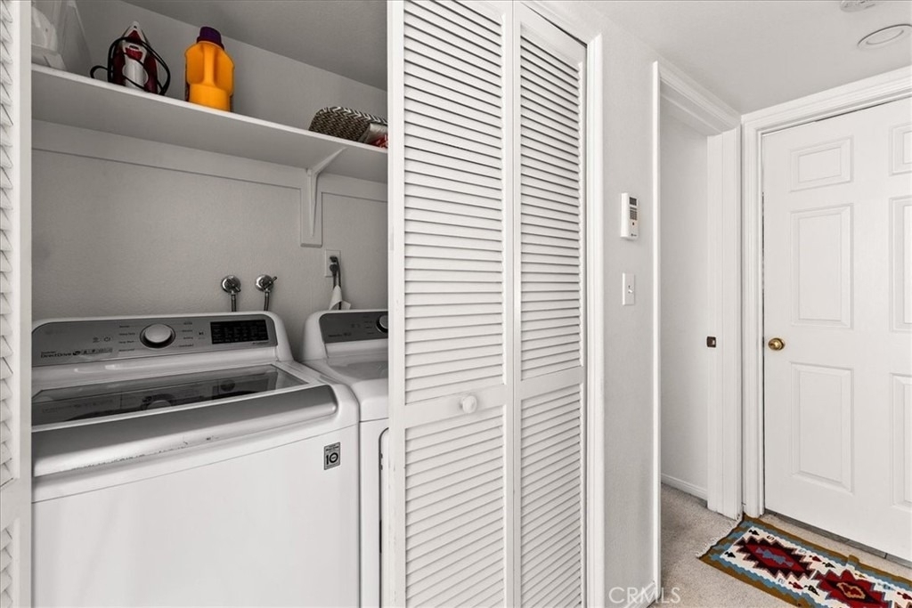703 Locust Street - Photo 8