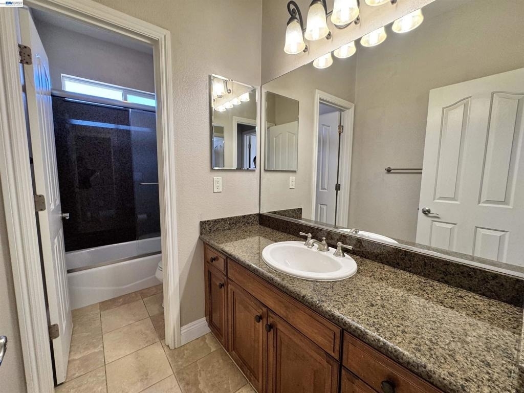 2458 Marsanne St - Photo 17
