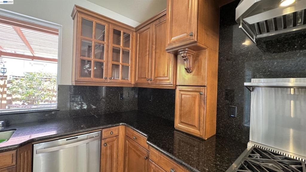 2458 Marsanne St - Photo 9