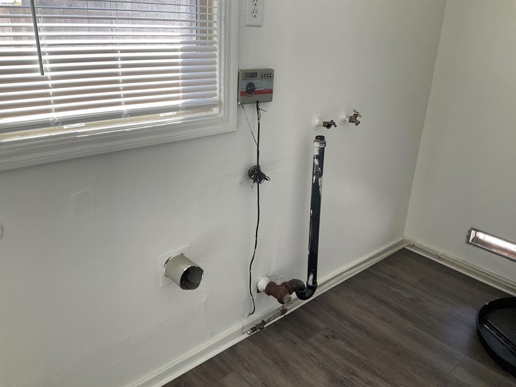 1120 Maple Street - Photo 8