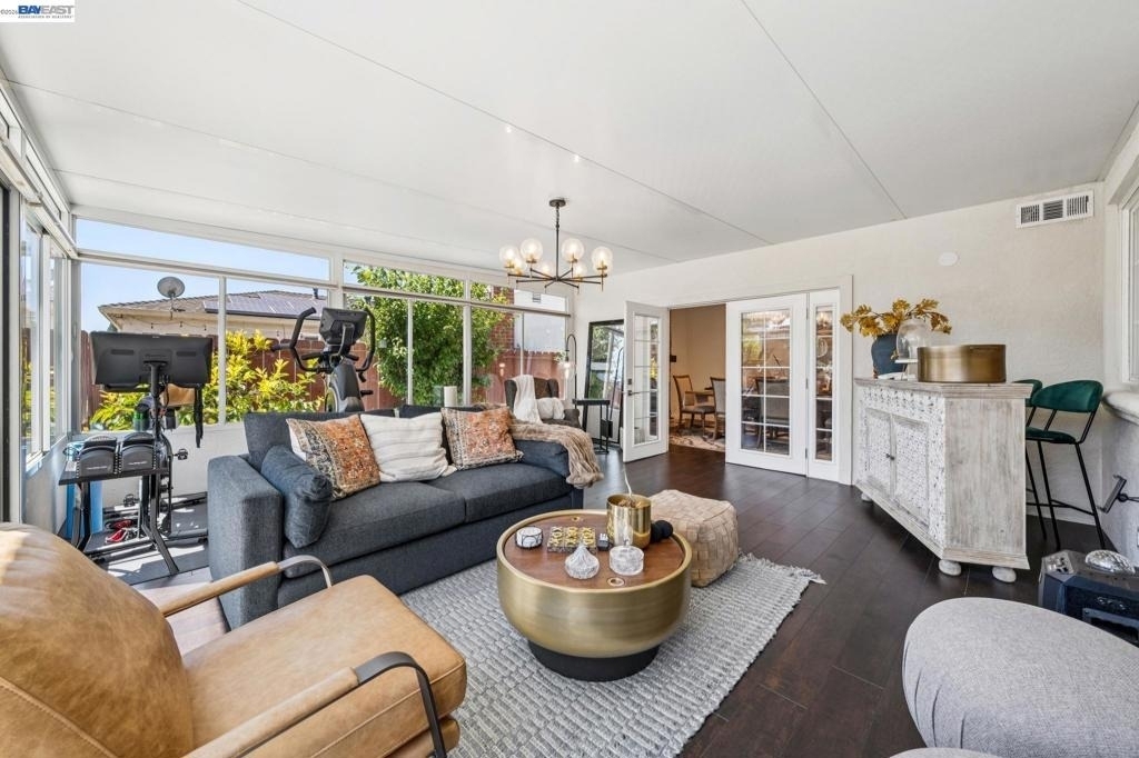 2485 Medallion Dr - Photo 21