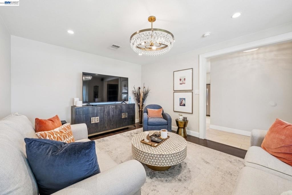 2485 Medallion Dr - Photo 49