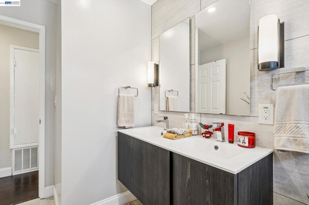 2485 Medallion Dr - Photo 39