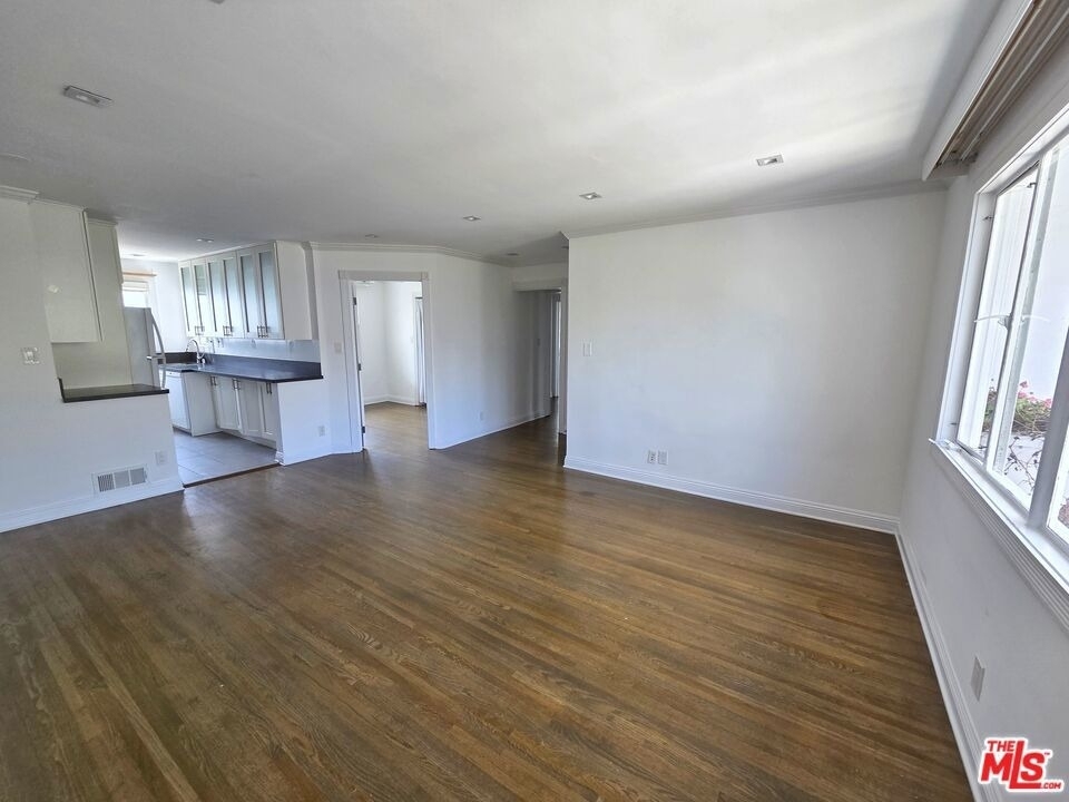 134 D San Vicente Blvd - Photo 6