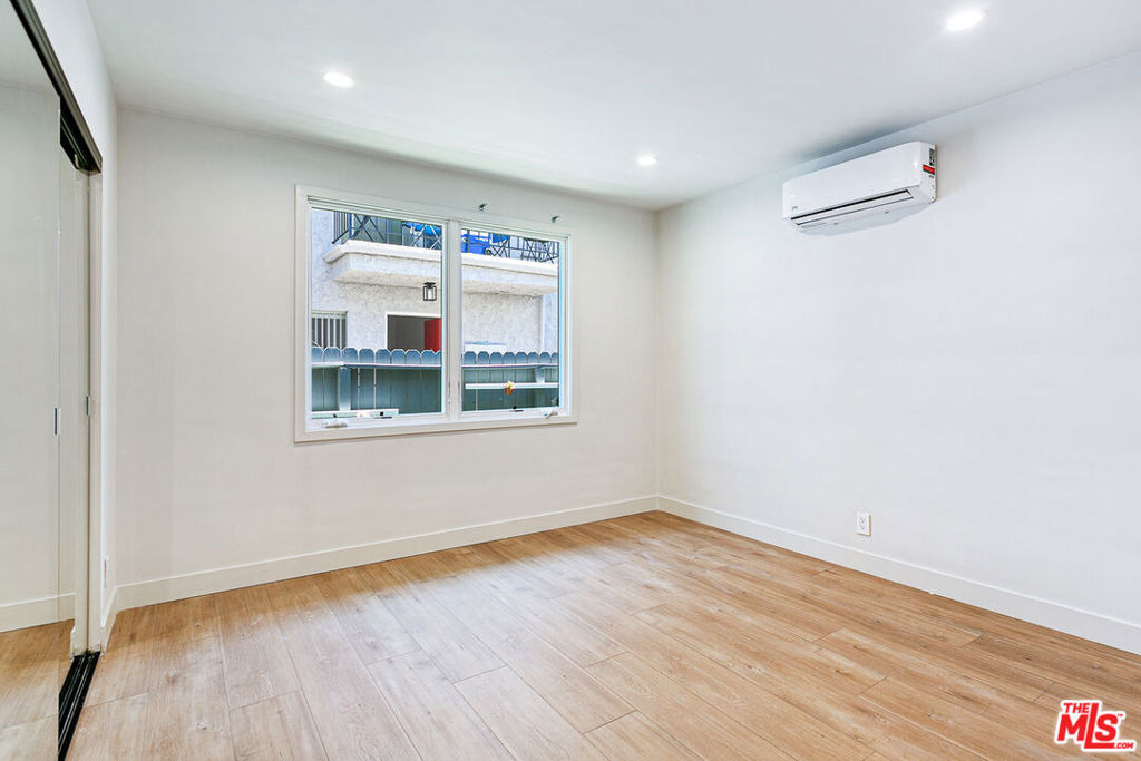 10420 Regent Street - Photo 10