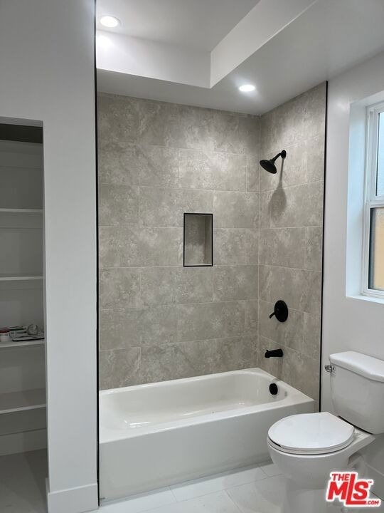 212 E 29th Street - Photo 14