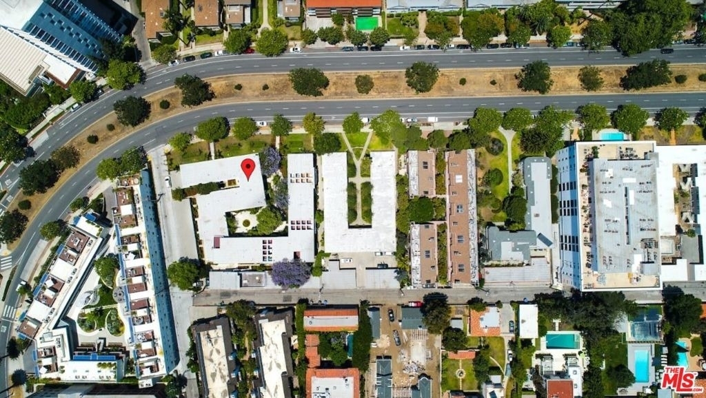 142 A San Vicente Blvd - Photo 2