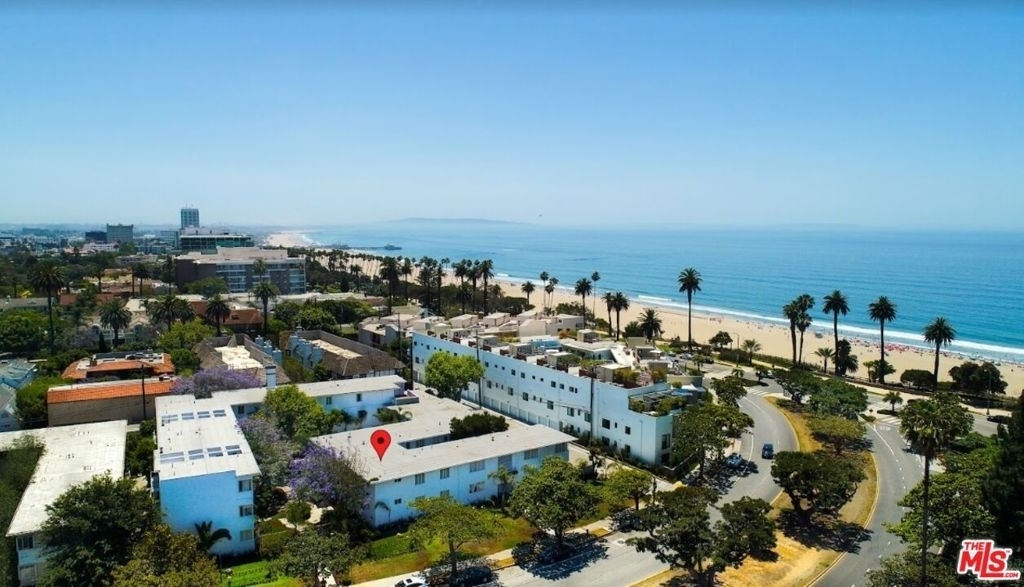 142 A San Vicente Blvd - Photo 1
