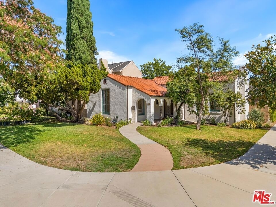 926 E Dryden Street - Photo 37