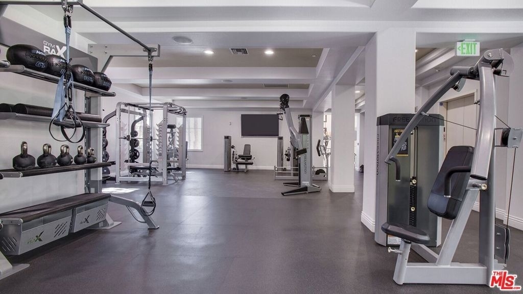 5553 W 6th Street - Photo 7