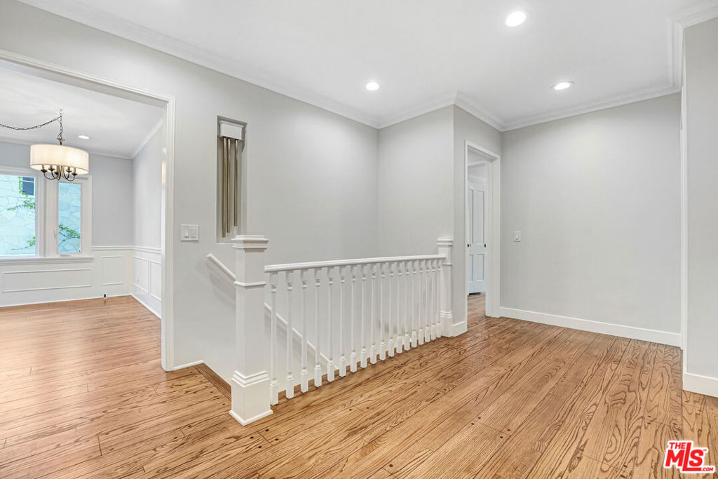 2383 Panorama Terrace - Photo 4