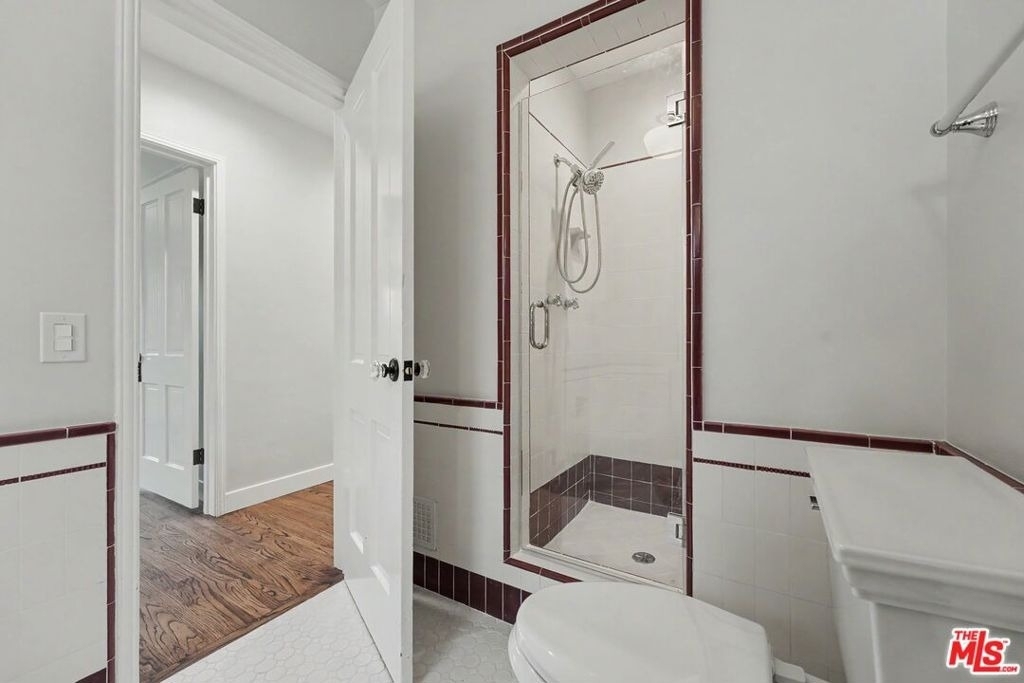 2383 Panorama Terrace - Photo 23