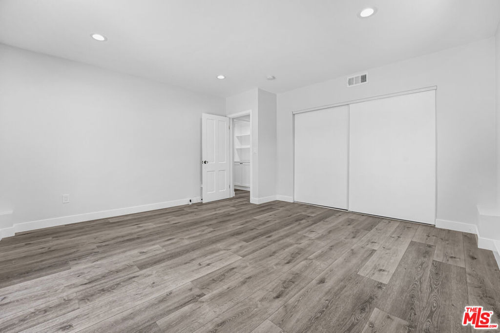 2383 Panorama Terrace - Photo 28