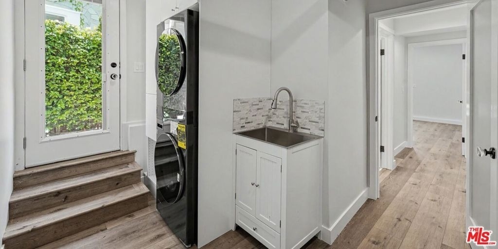 2383 Panorama Terrace - Photo 30