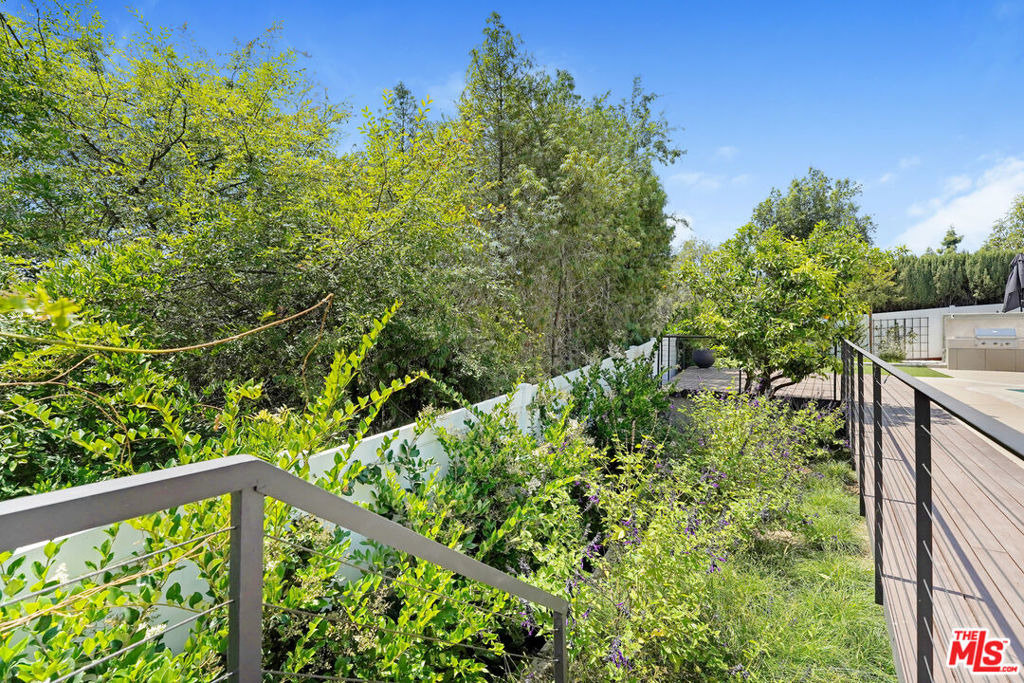 2383 Panorama Terrace - Photo 33