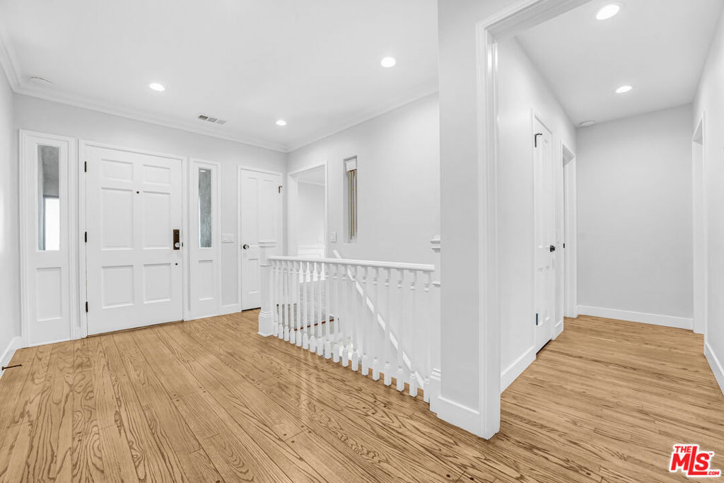 2383 Panorama Terrace - Photo 24