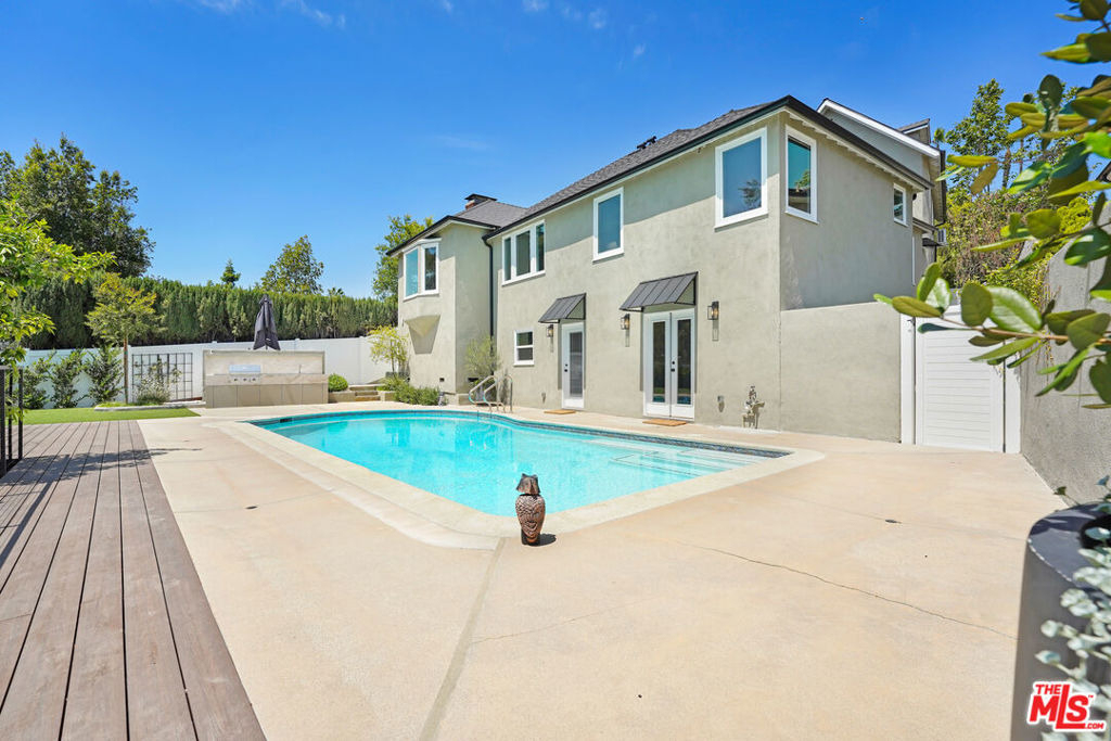 2383 Panorama Terrace - Photo 2
