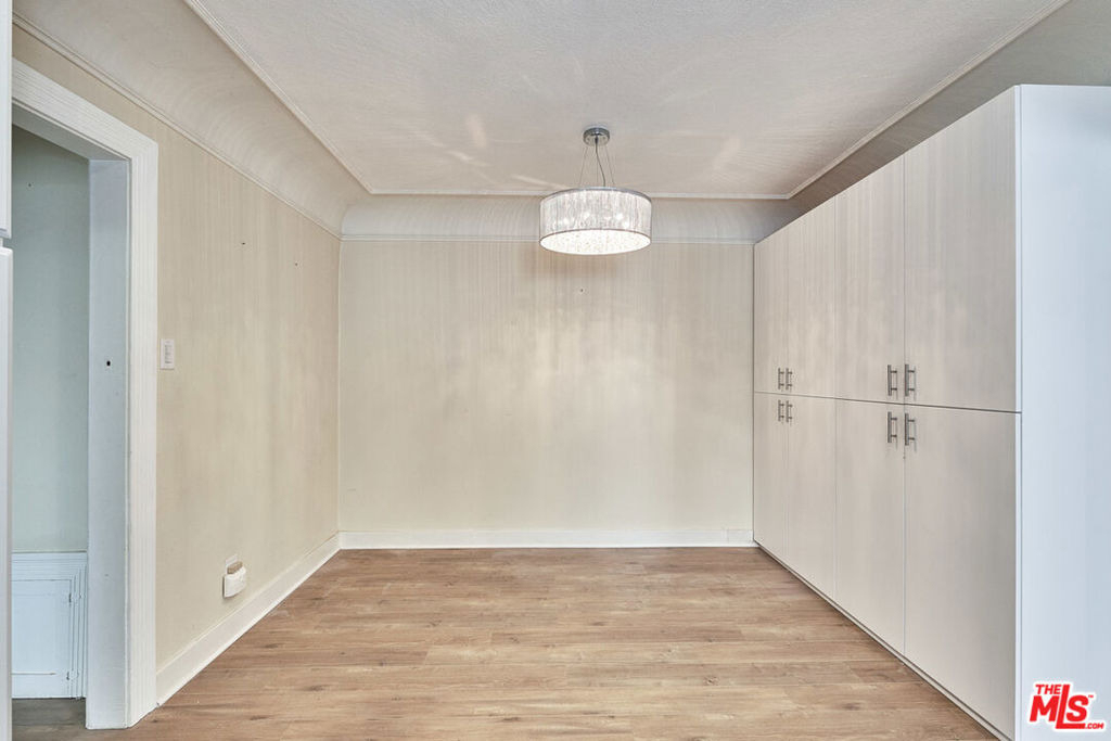 942 S Lucerne - Photo 5