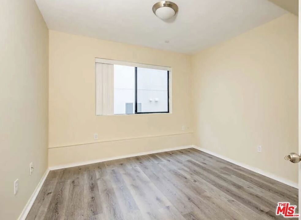 6815 Baird Avenue - Photo 4