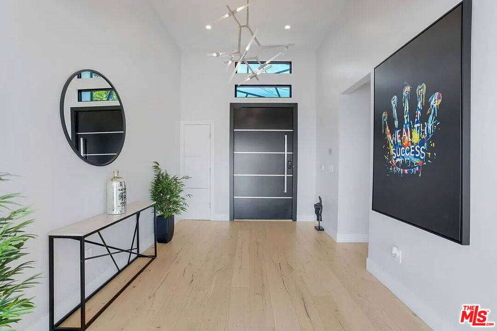 8401 Wyndham Road - Photo 12