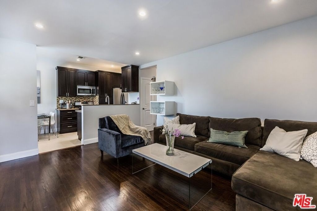 4409 Irvine Avenue - Photo 1