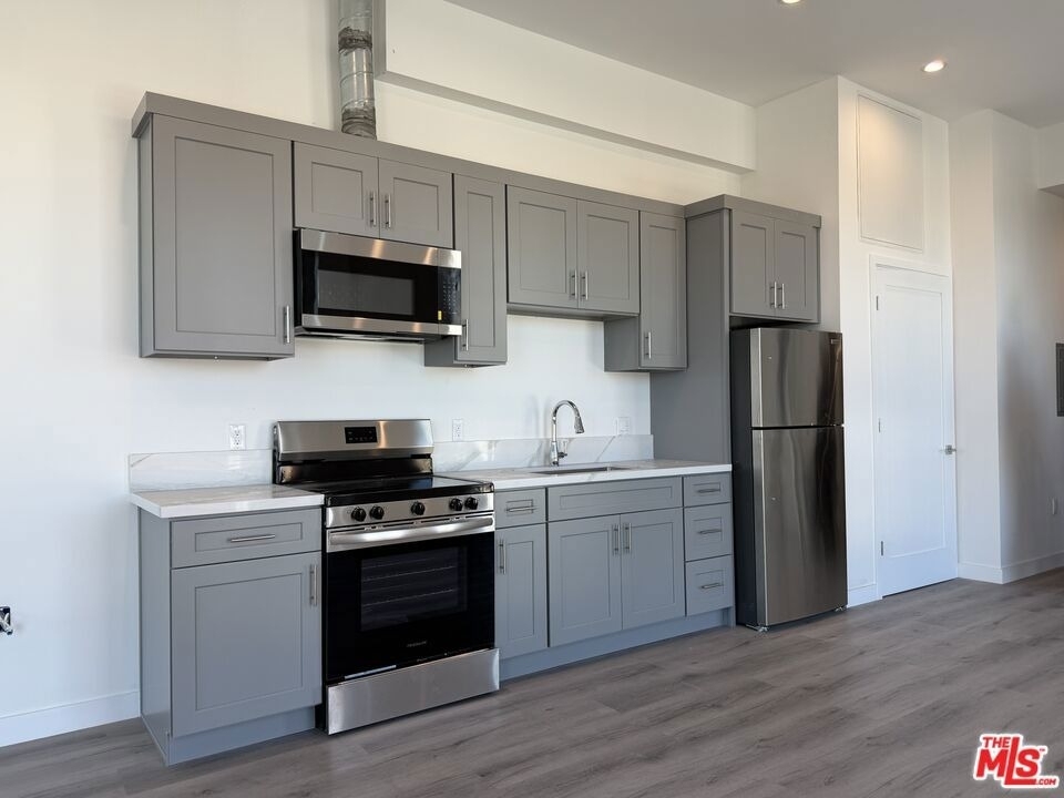 1870 E 1st Street - Photo 5