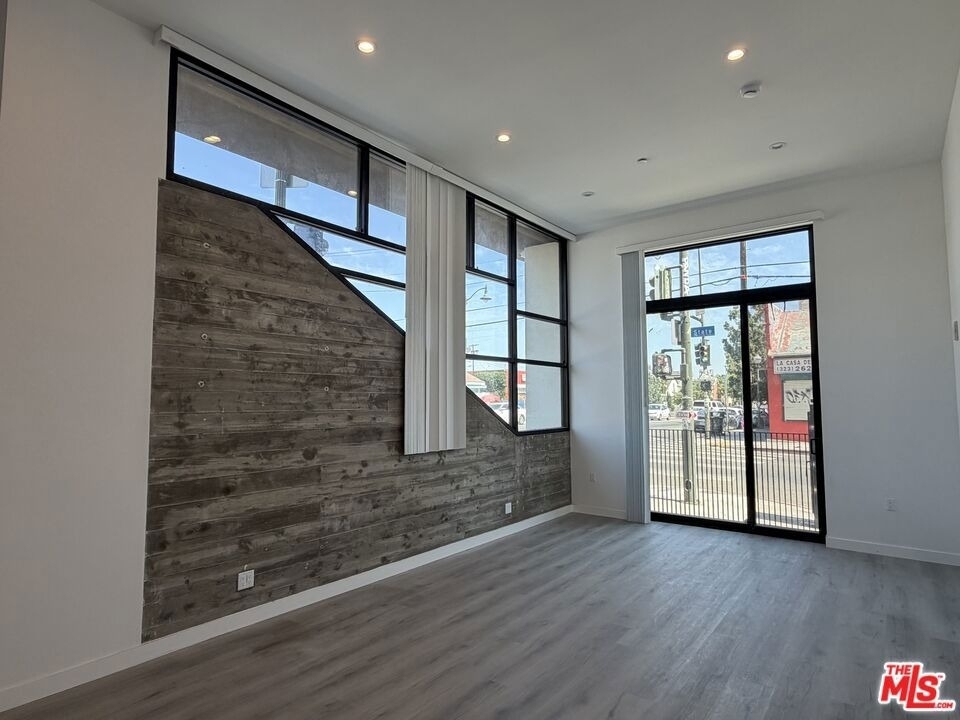 1870 E 1st Street - Photo 1