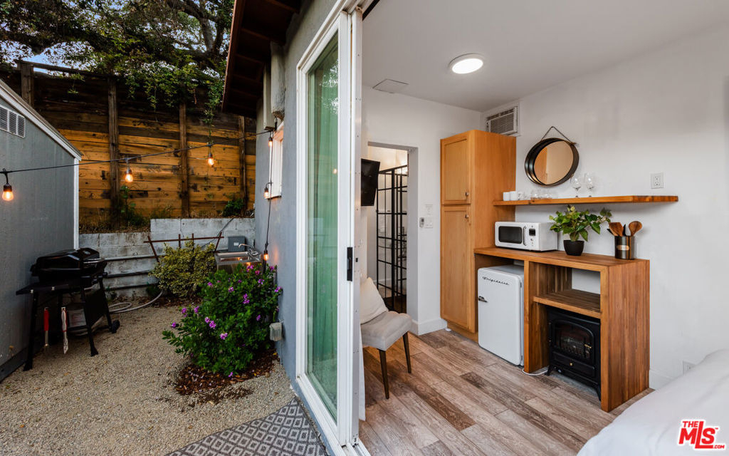 272 N Topanga - Photo 5