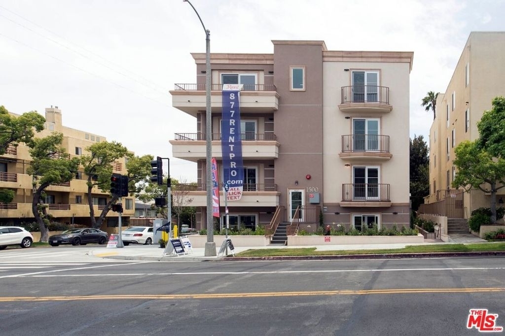 1500 S Beverly Drive - Photo 14