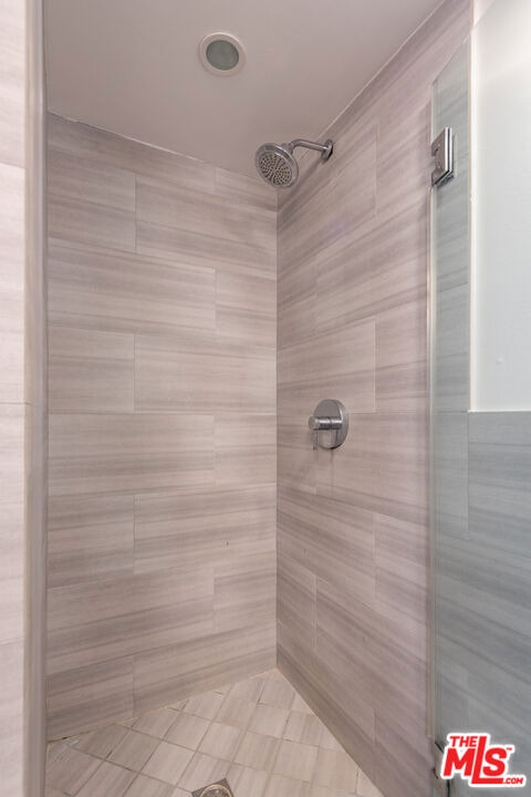 8787 Shoreham Drive - Photo 19
