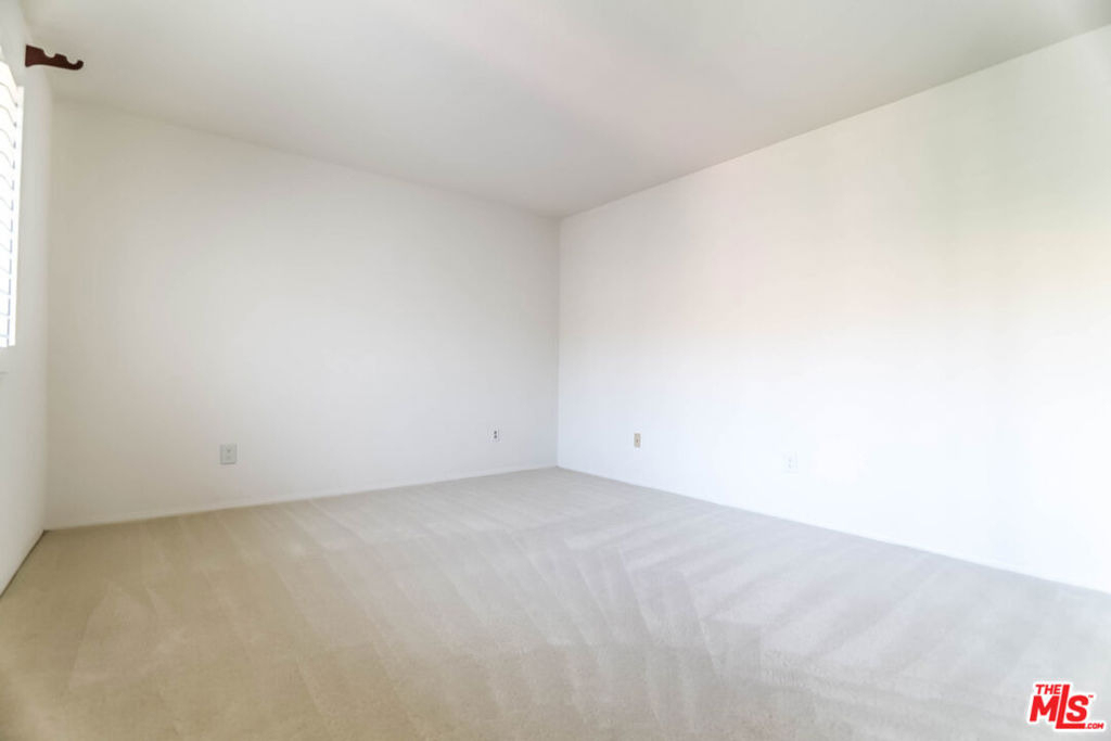 19550 Turtle Springs Way - Photo 17