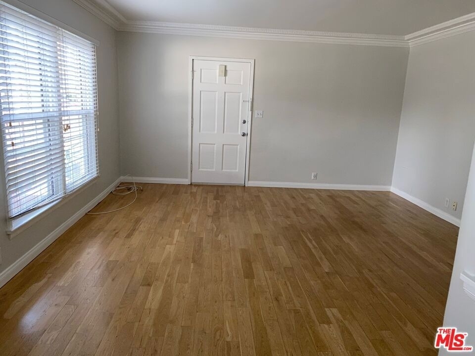 9609 W Olympic Boulevard - Photo 3