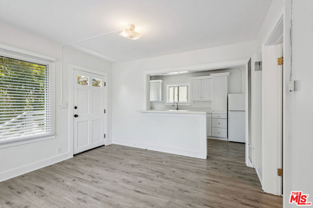 254 5th Avenue - Photo 6