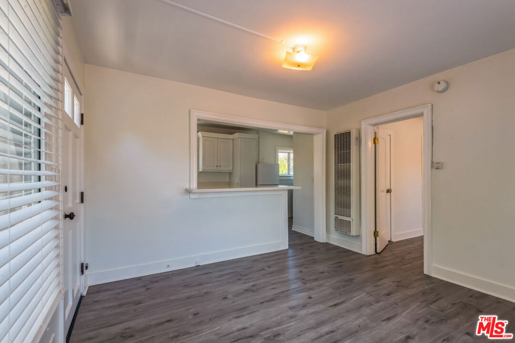 254 5th Avenue - Photo 2