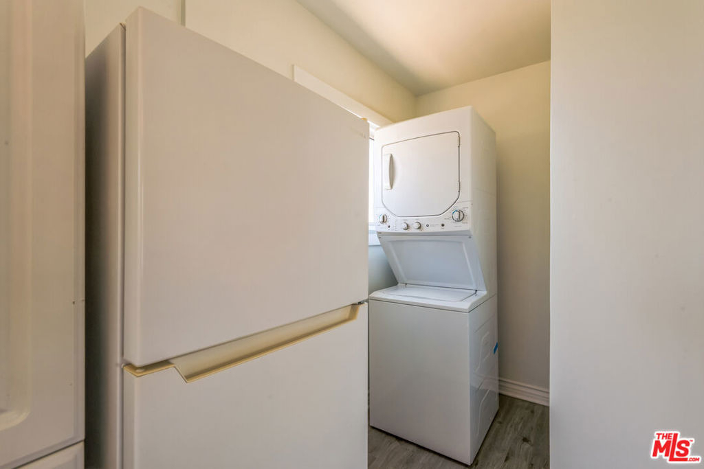 254 5th Avenue - Photo 12