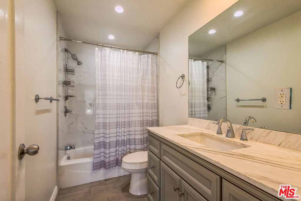 254 5th Avenue - Photo 8