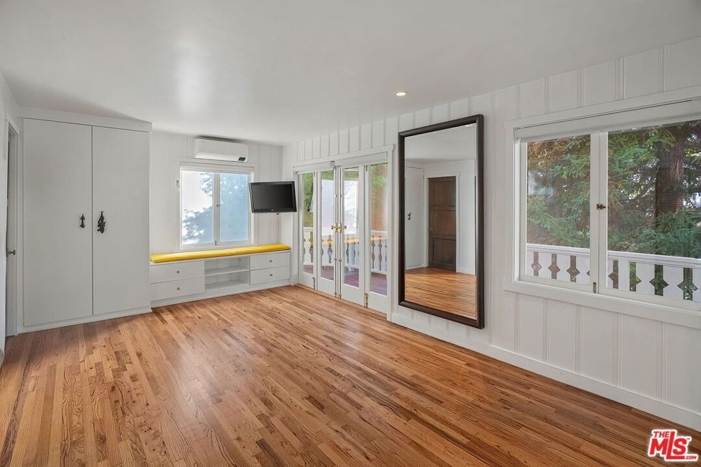 339 Adelaide Drive - Photo 27