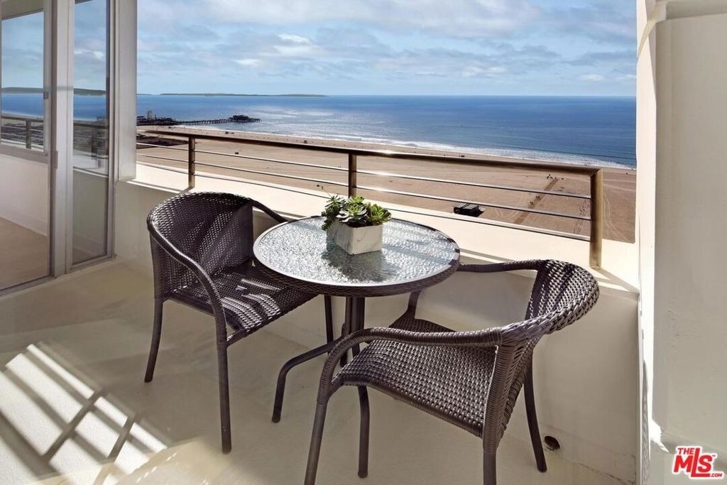 1221 W Ocean Avenue - Photo 2