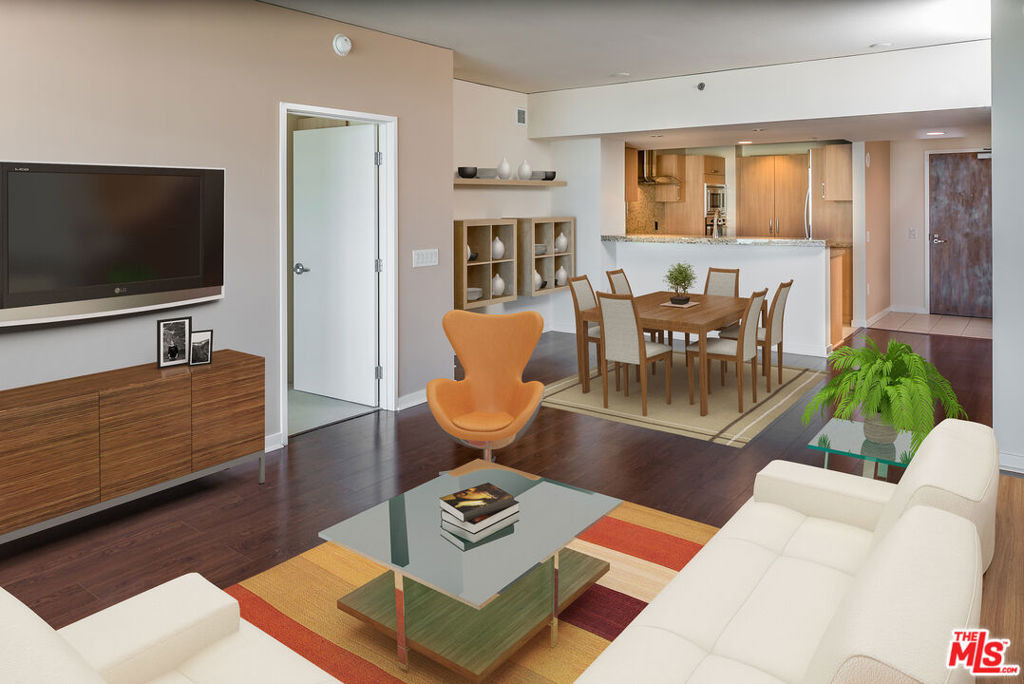 13650 Marina Pointe Drive - Photo 1