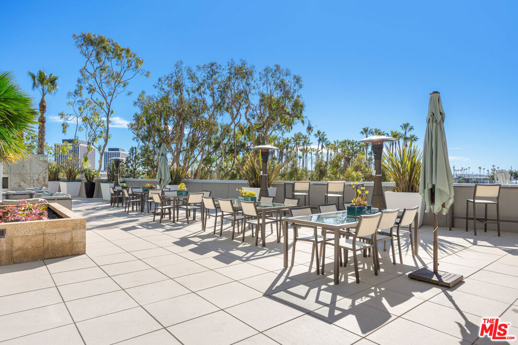 13650 Marina Pointe Drive - Photo 22