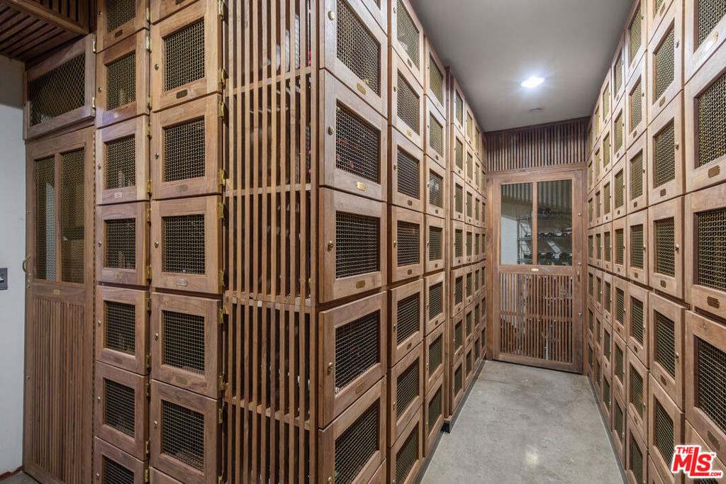 13650 Marina Pointe Drive - Photo 18